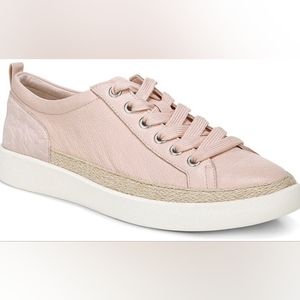 LIKE NEW Vionic Winny Blush Leather Sneaker Women's Size 9